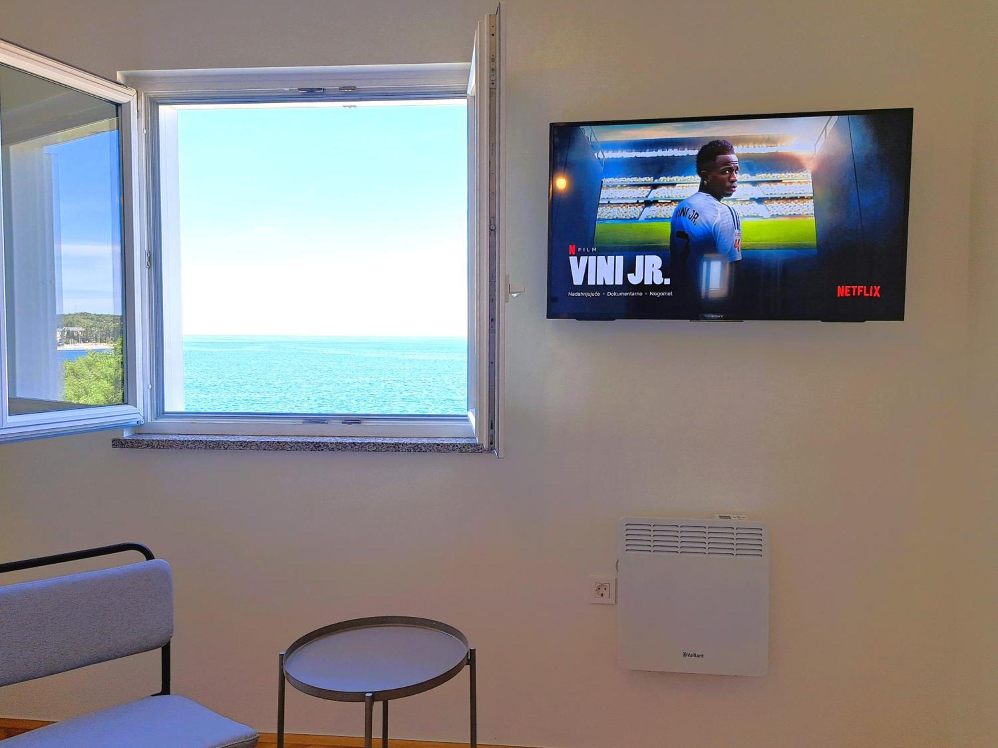 Apartment With A View Ровинь Экстерьер фото